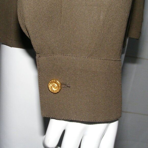 Escada Blouse, 38, Brown Double Breasted, textured Buttons, Long sleeve - Picture 7 of 13